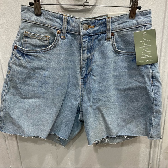 H&M Comfort Stretch High Waist Jean Short size 6 NWT - Picture 1 of 3